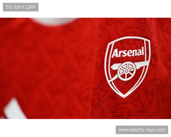 曼联新赛季目标明确:争夺英超与欧冠双重荣誉 曼联新赛季目标明确:争夺英超与欧冠双重荣誉